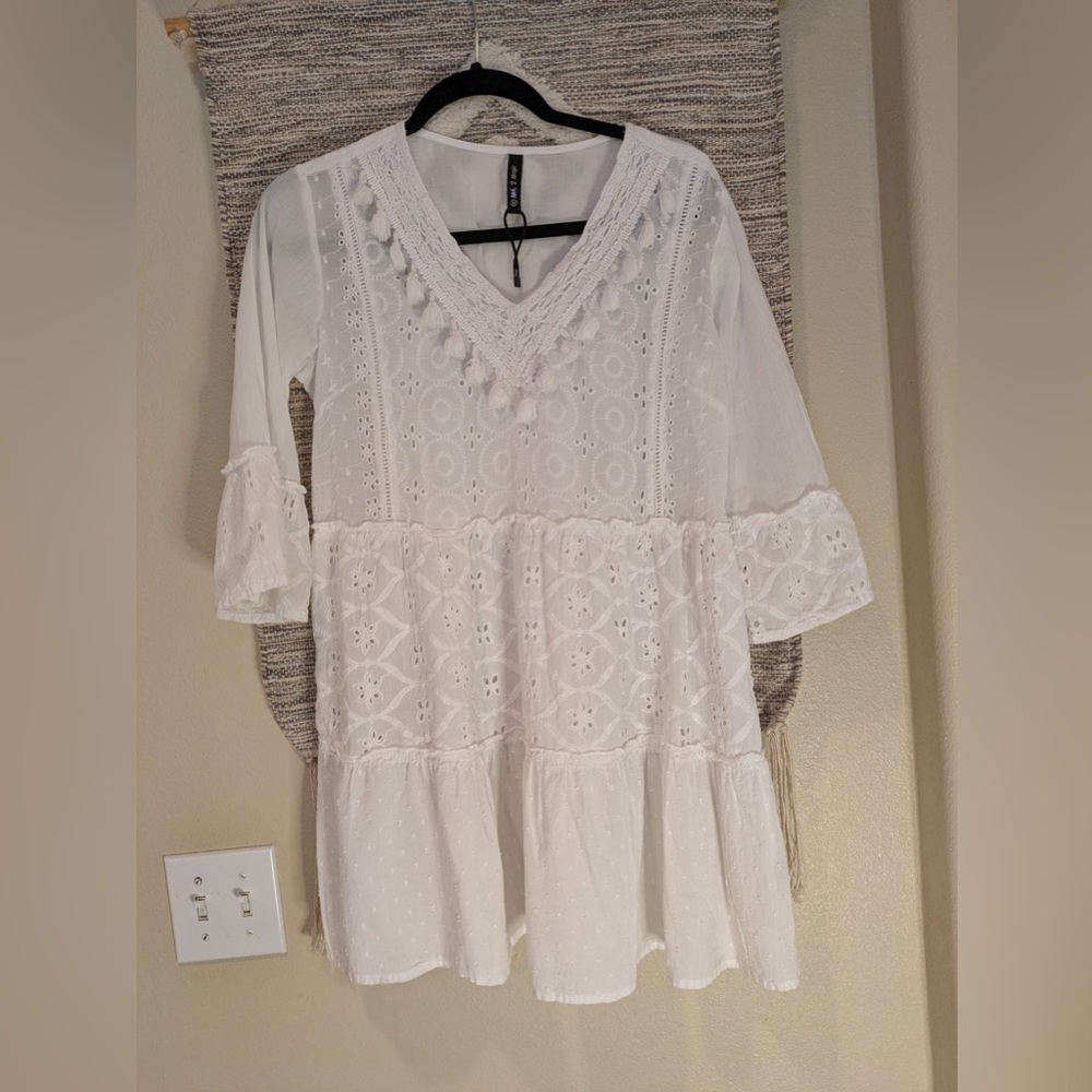 Elegant White Lace Women's dress